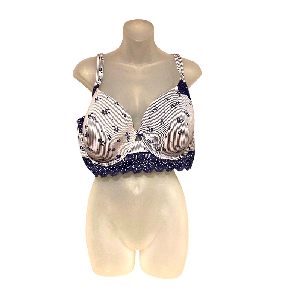 Cacique 42 DDD NWOT bra